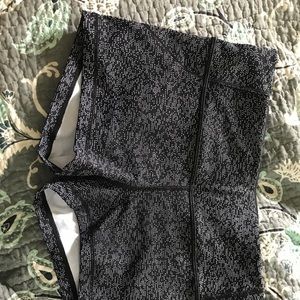 Lululemon pace shorts!! NWT